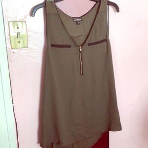 Sleeveless blouse
